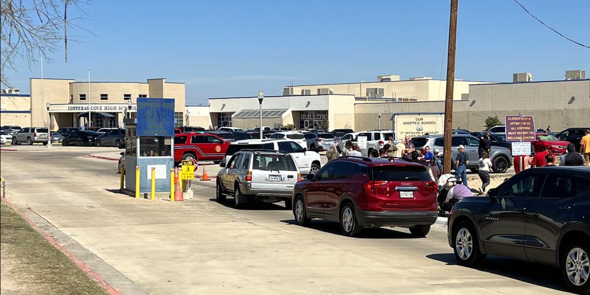  Copperas Cove High forced to release students early after construction crew ruptures gas line 