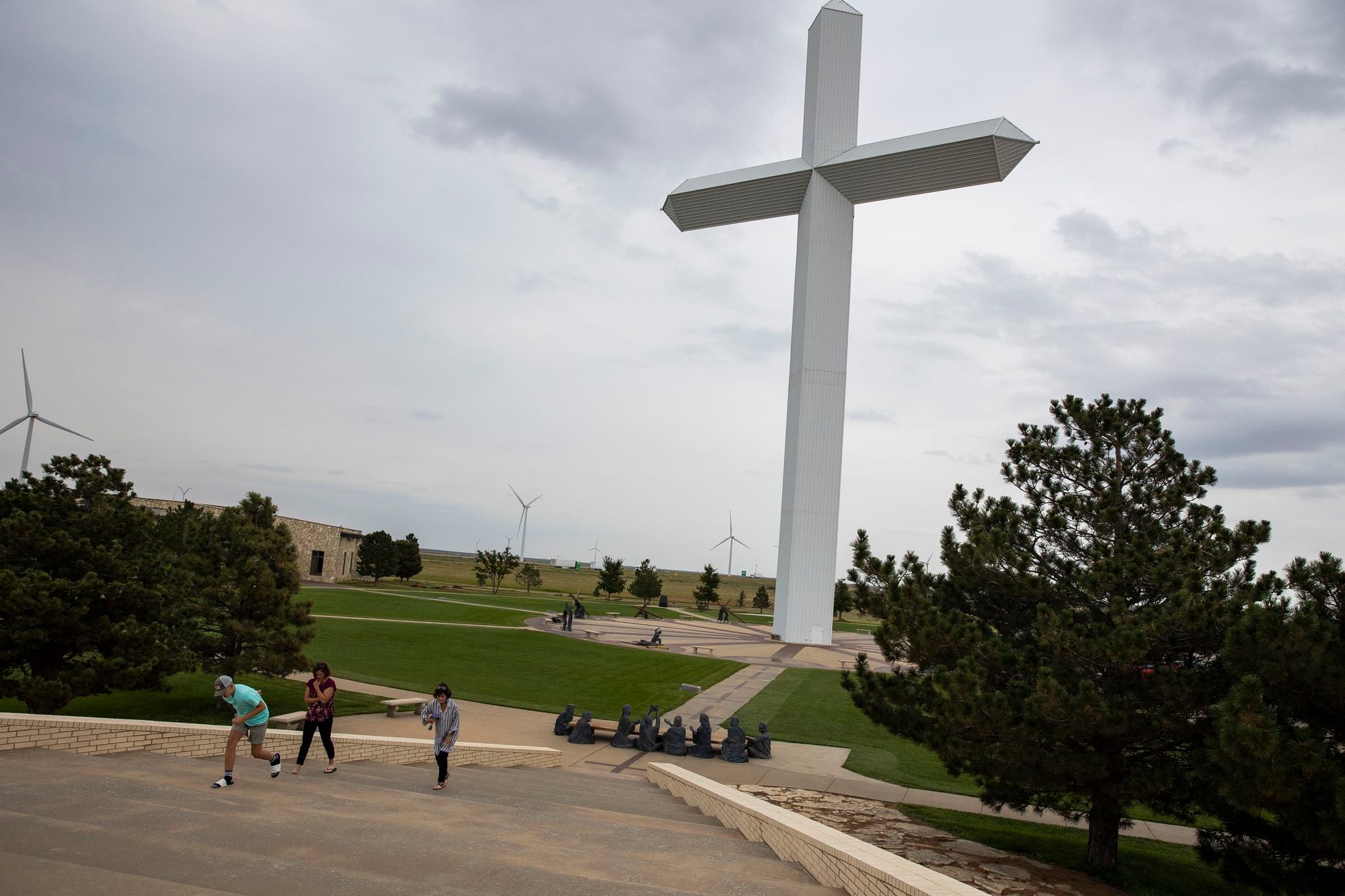  He engineered oil rigs for a living. His life’s work is this 190-foot Texas cross. 