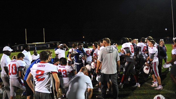  Friday night game ends in show of good sportsmanship 