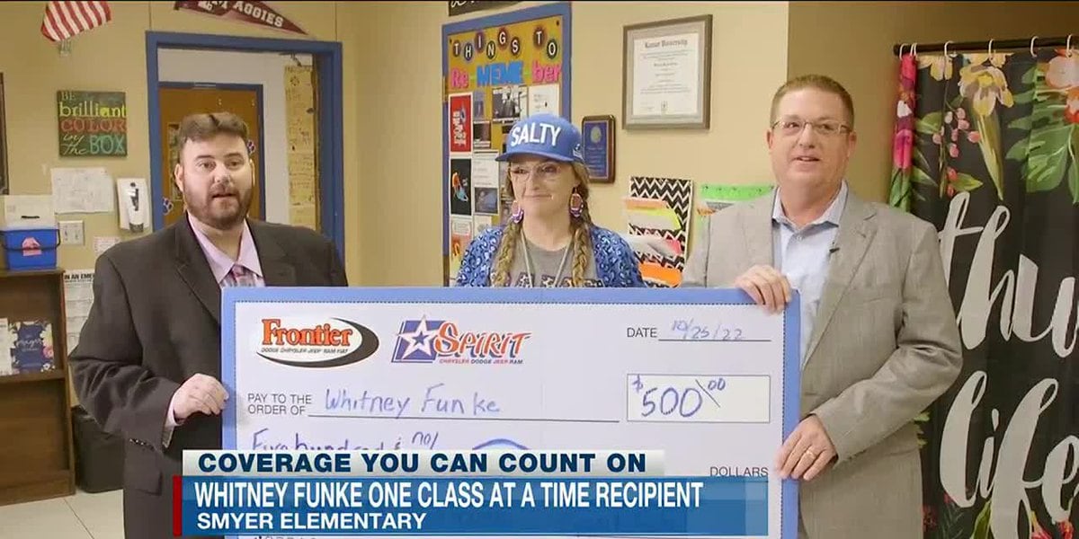  One Class At A Time: Smyer middle school teacher awarded $500 