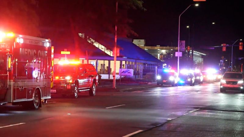  Renton, Washington: 1 killed and several injured in shooting in downtown Renton, Washington 