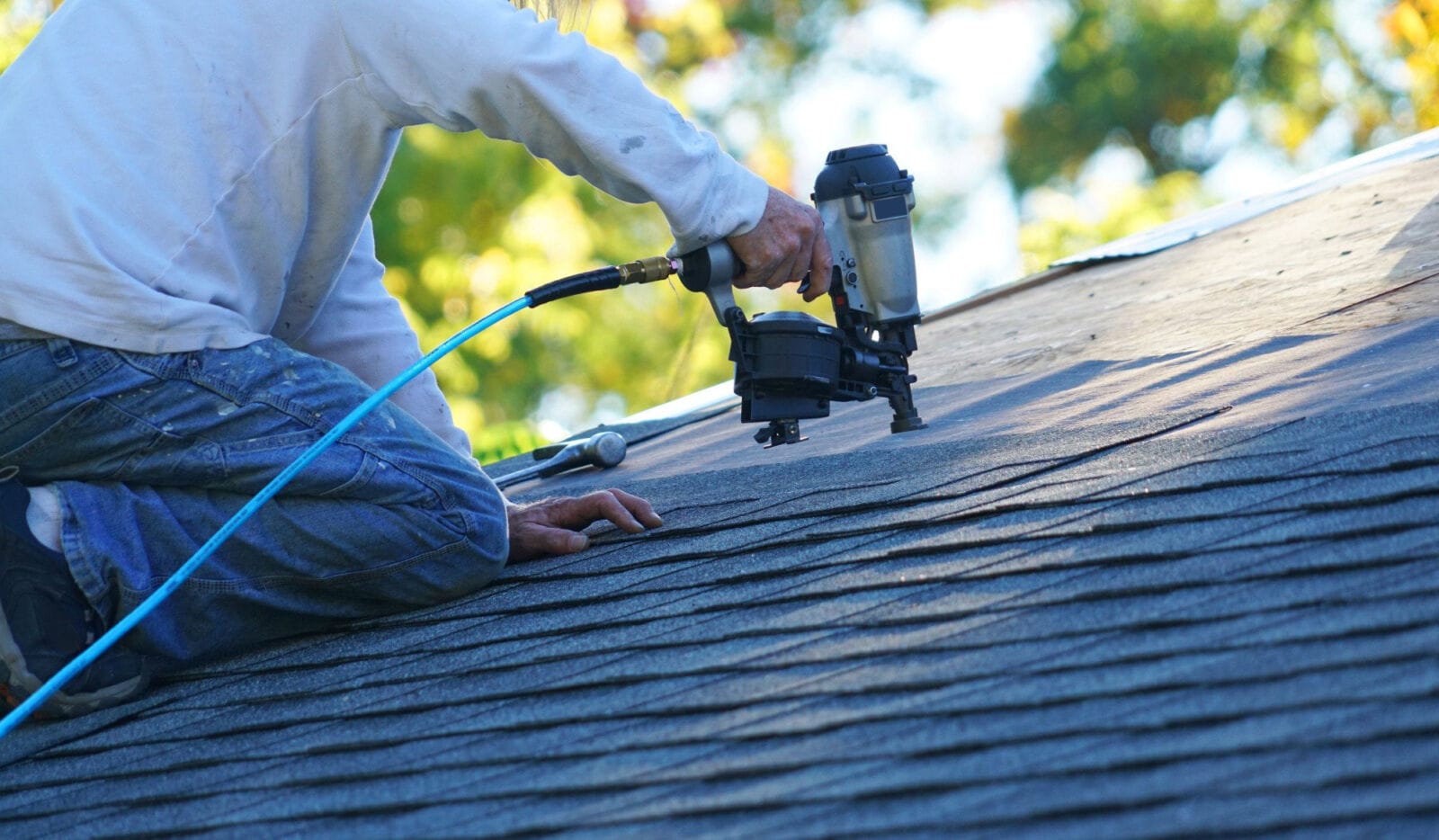   
																Biggest challenges facing Arizona roofing contractors in 2024 
															 