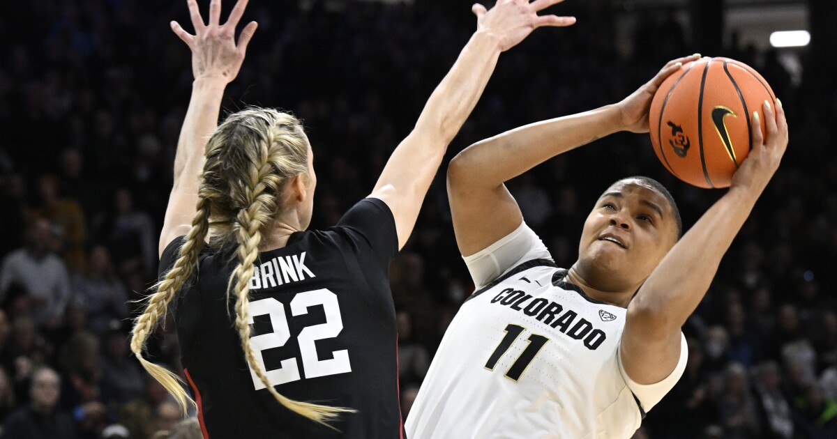  Iowa up to No. 2, Colorado to No. 3 behind South Carolina in women's AP Top 25 after chaotic week 