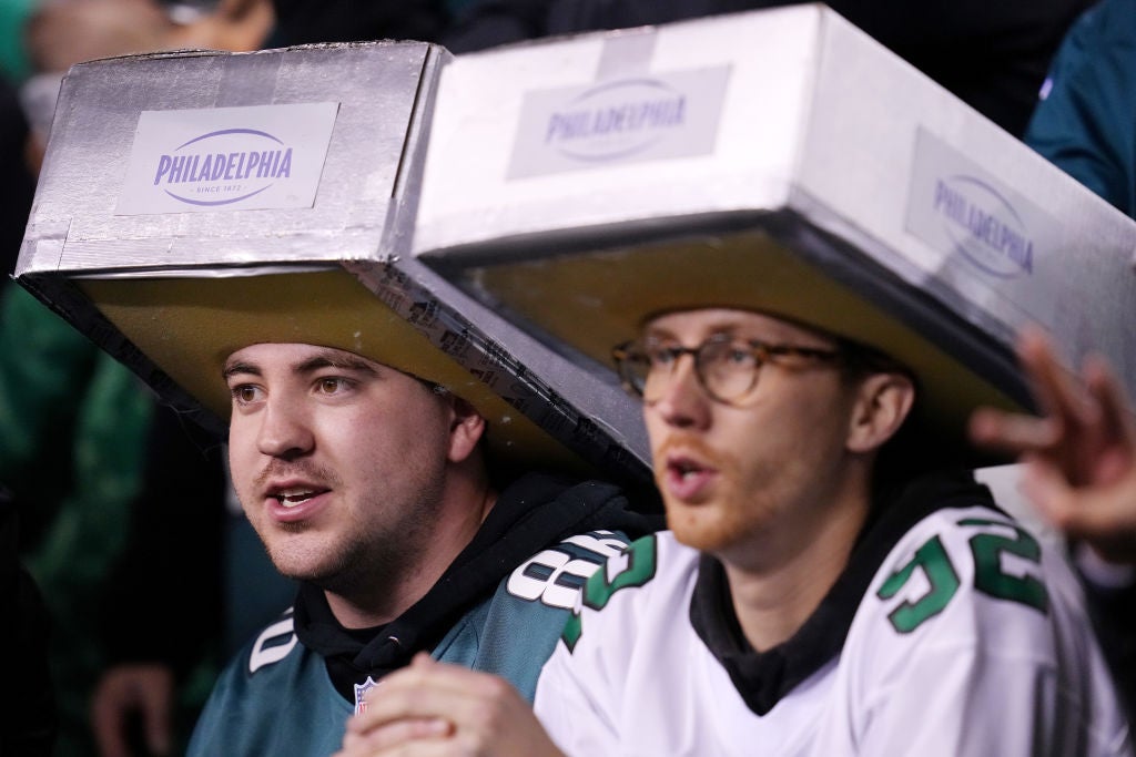  Eagles Fans Troll Cheeseheads with Philadelphia Cream Cheese Heads 