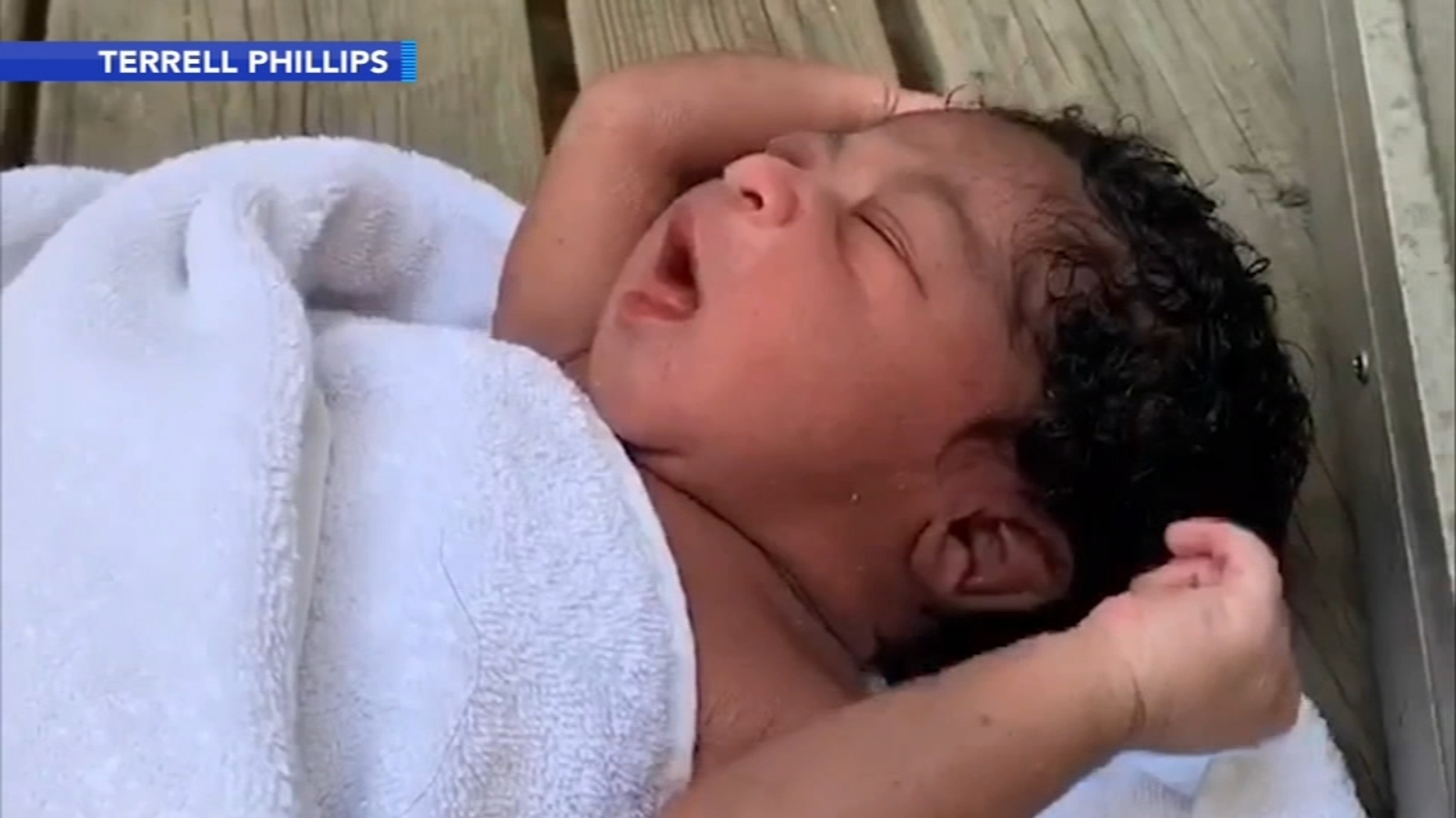  Hours-old newborn baby found abandoned in Upper Darby, Pennsylvania police say 