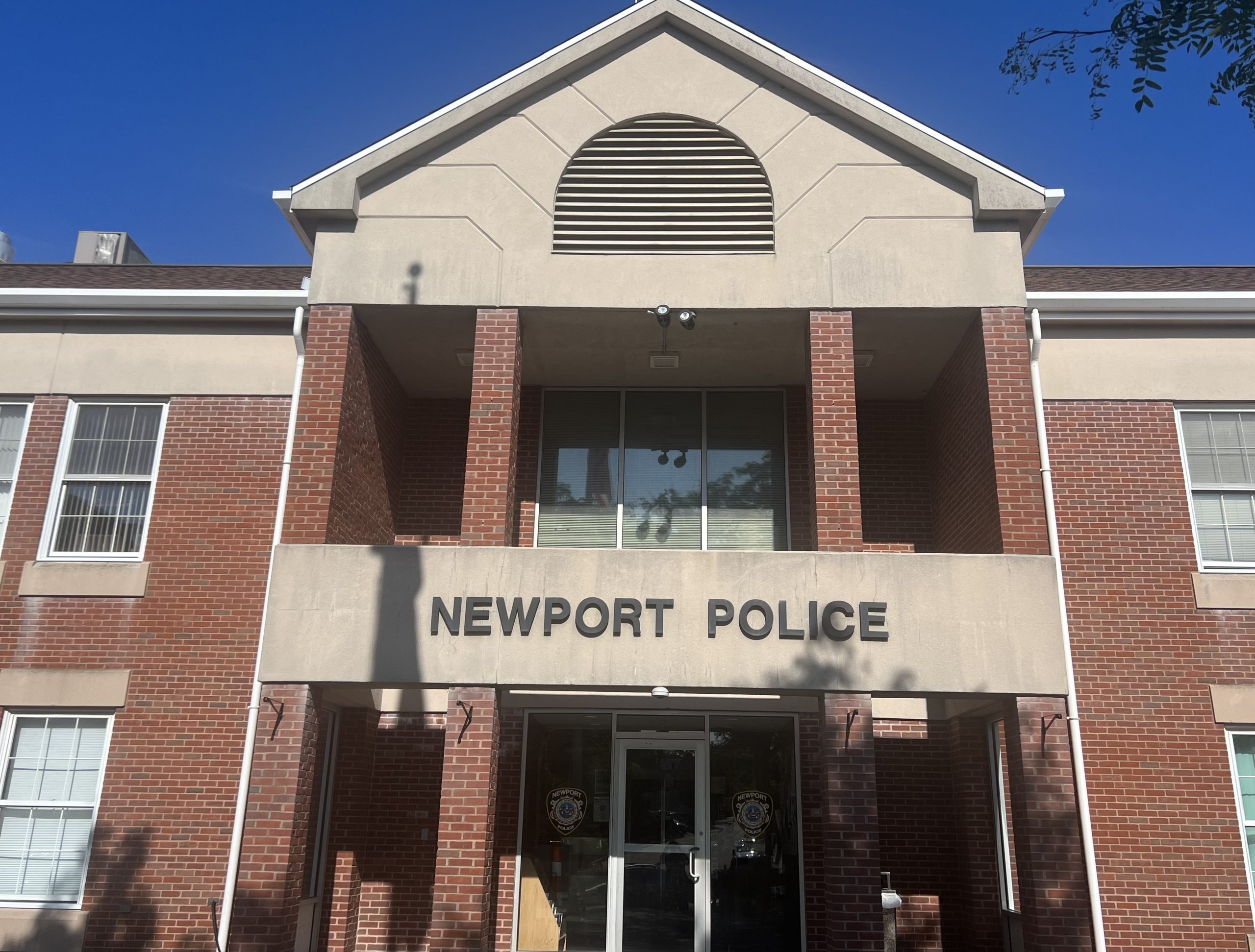  Newport Police arrest two Rhode Island men on stolen vehicle charges 