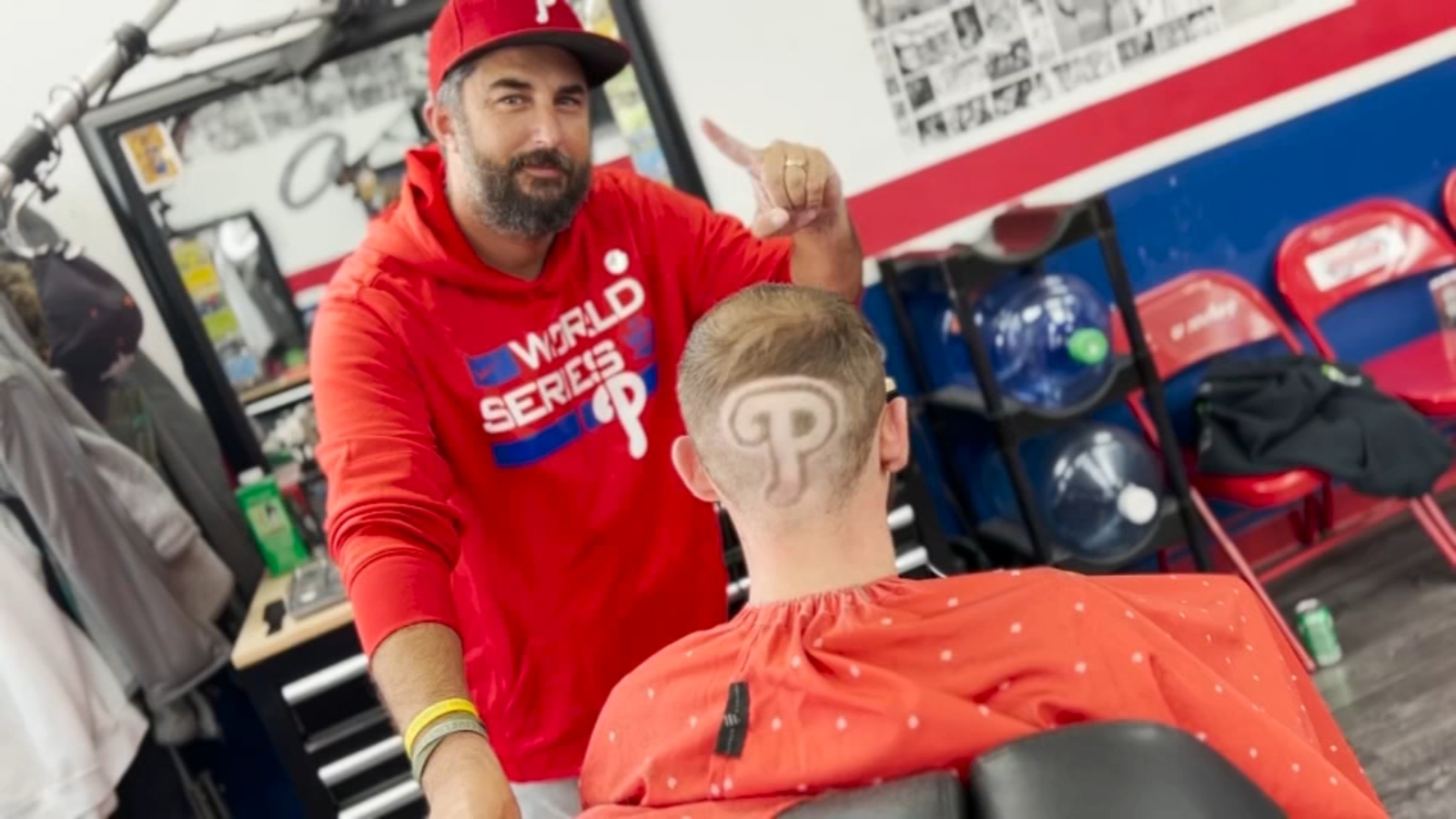   
																Plymouth Meeting barber offering special Phillies haircuts 
															 