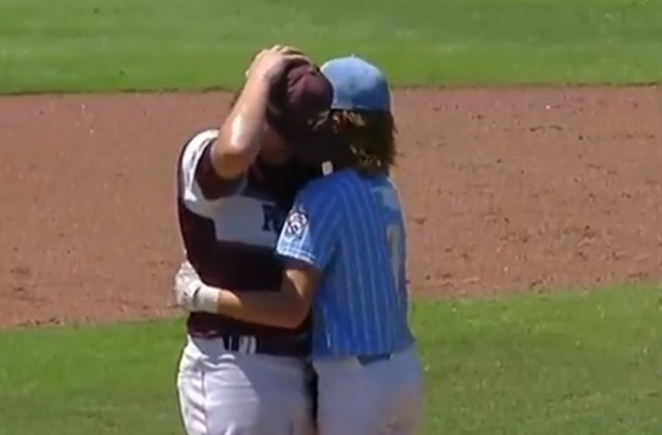  Video: Emotional Texas Little Leaguer hugged by opponent after scary hit-by-pitch 