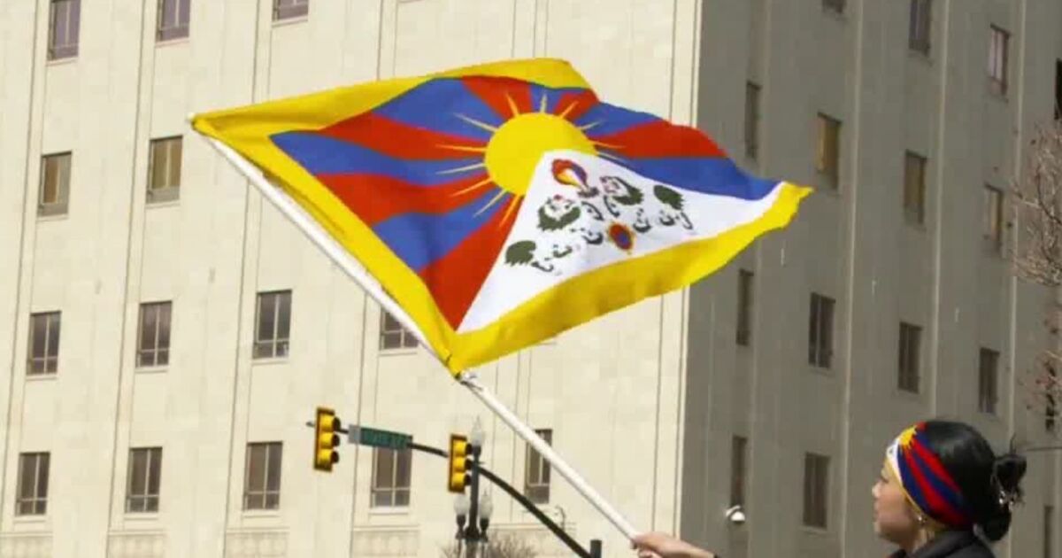  Tibetans in Utah hold rally to commemorate 65th anniversary of resistance to Chinese occupation 