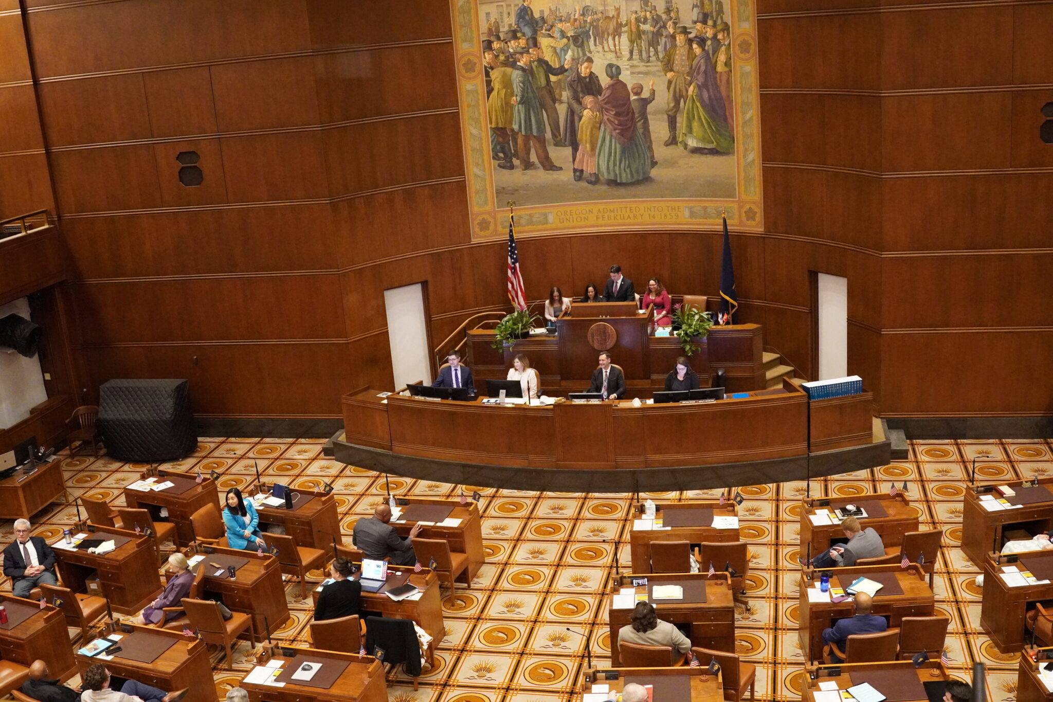  In a departure from last year, Oregon Legislature wraps up session in high spirits 