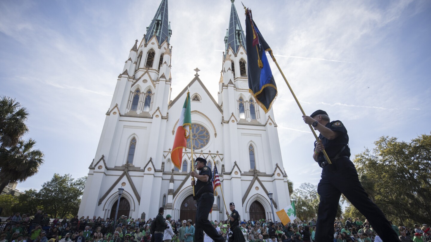  Celebrating 200 Years: Savannah’s St. Patrick’s Day Parade Hits a Milestone 