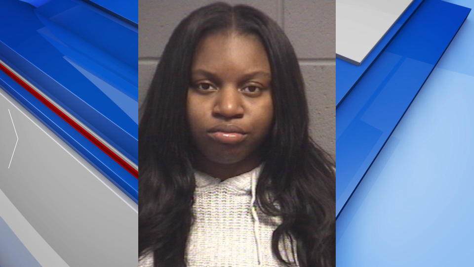  Woman charged after triple shooting outside CRU Lounge in Warner Robins - 41NBC News 