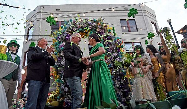  World’s Shortest St. Patrick’s Day Parade features 60-second wedding 