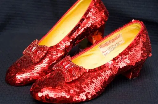  Minnesota legislature considers bidding on ruby slippers from Wizard of Oz 