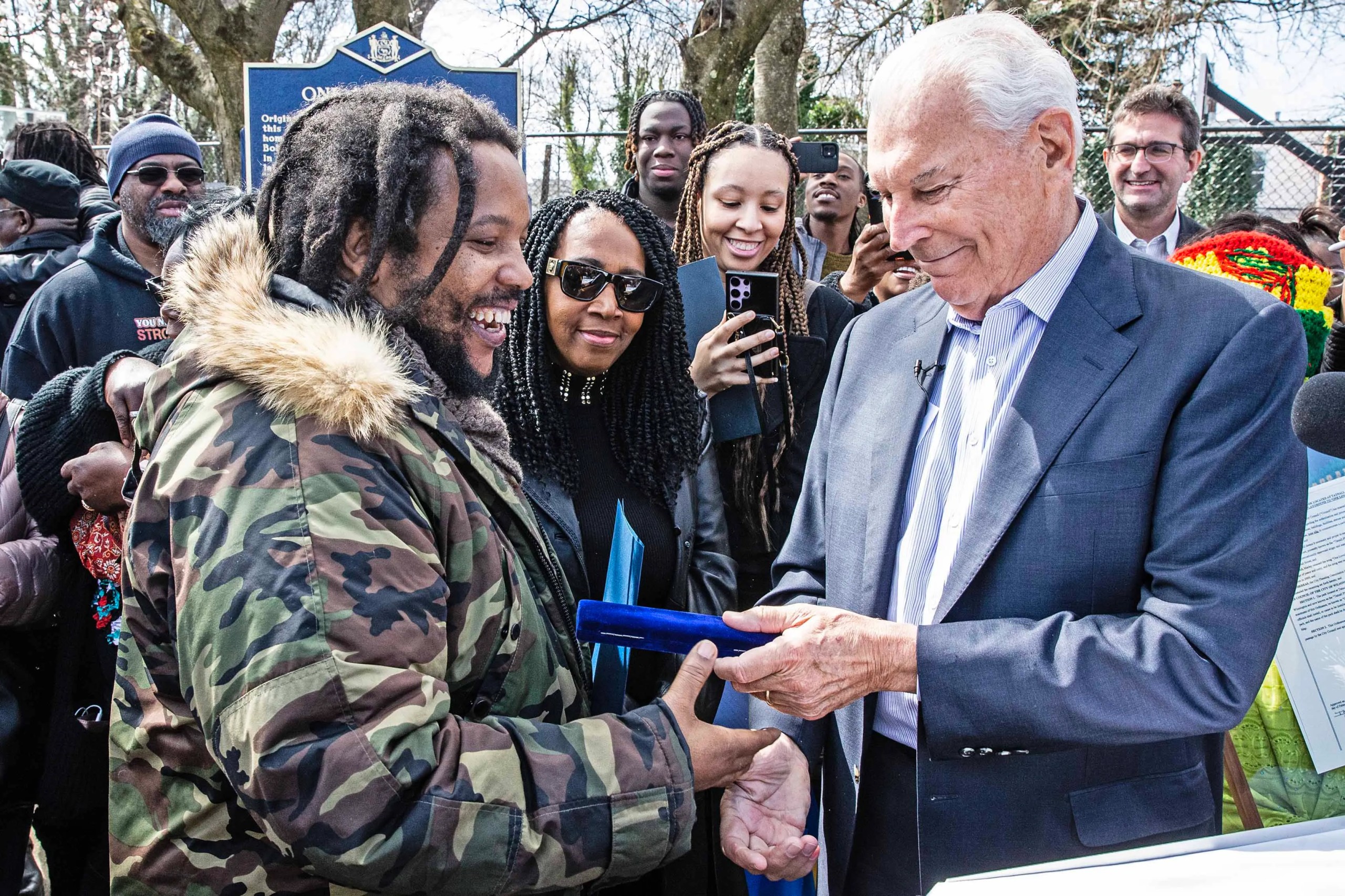  Stephen Marley Honored With ‘Key To The City’ Of Wilmington, His And Bob Marley’s First US Home 