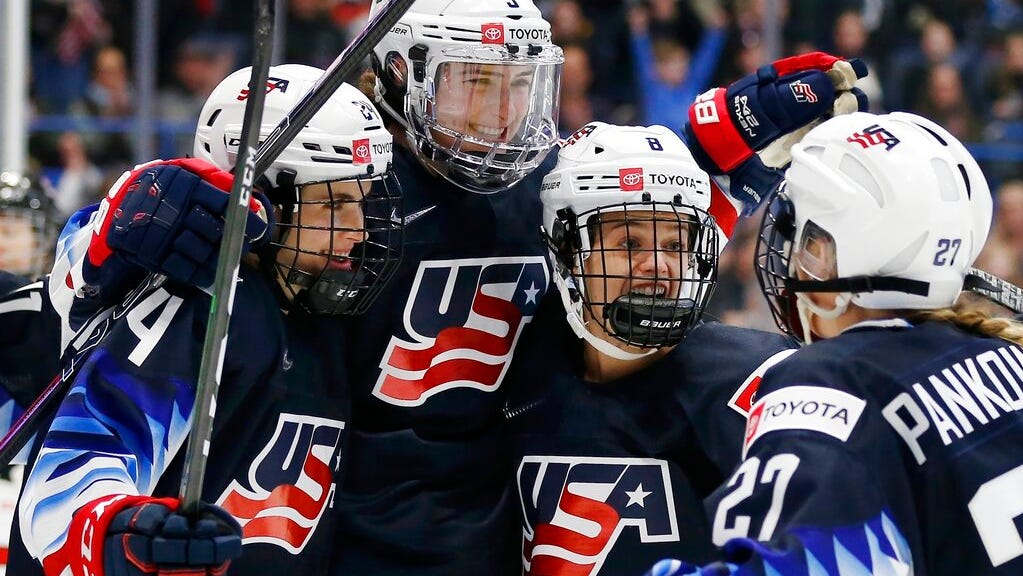  Monday's hockey: Two players from Michigan picked for women's worlds in Utica 