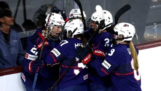  United States shuts out Switzerland to open world women's hockey championship title defence 