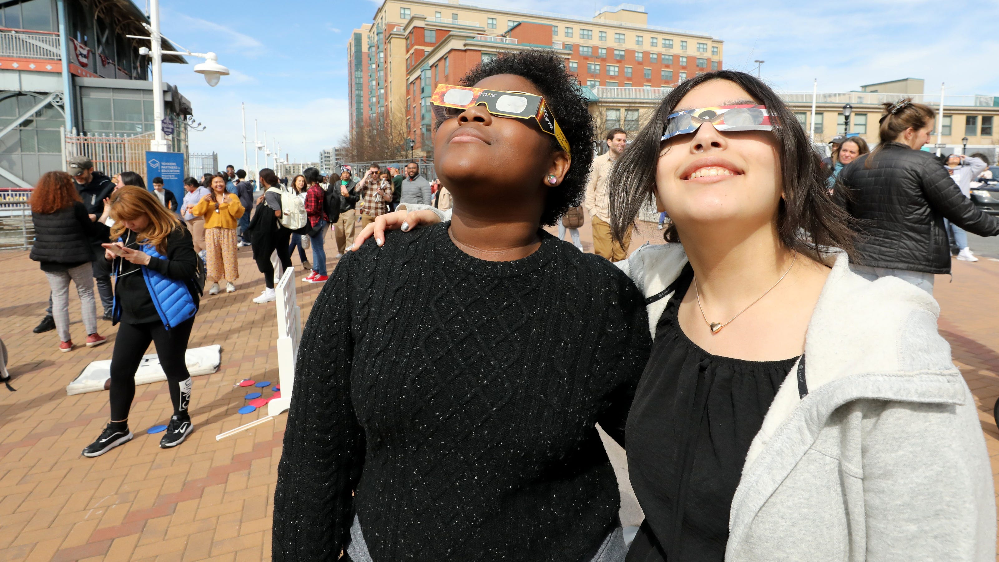  Solar eclipse: See the crowds, the sun from Hudson Valley and around NY state 