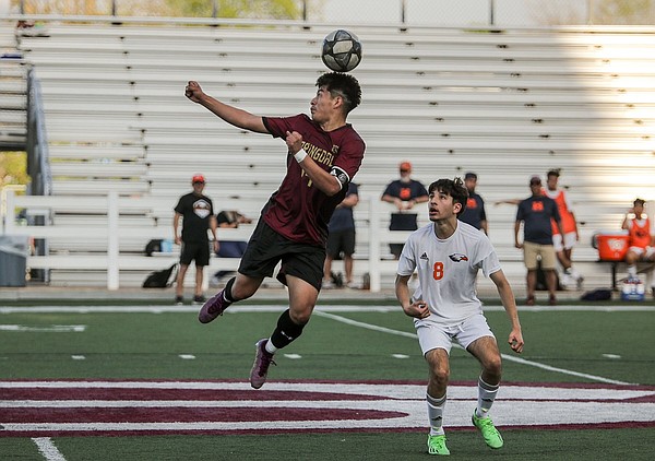  Springdale finds right spots, claims 3-1 conference win over Rogers Heritage 