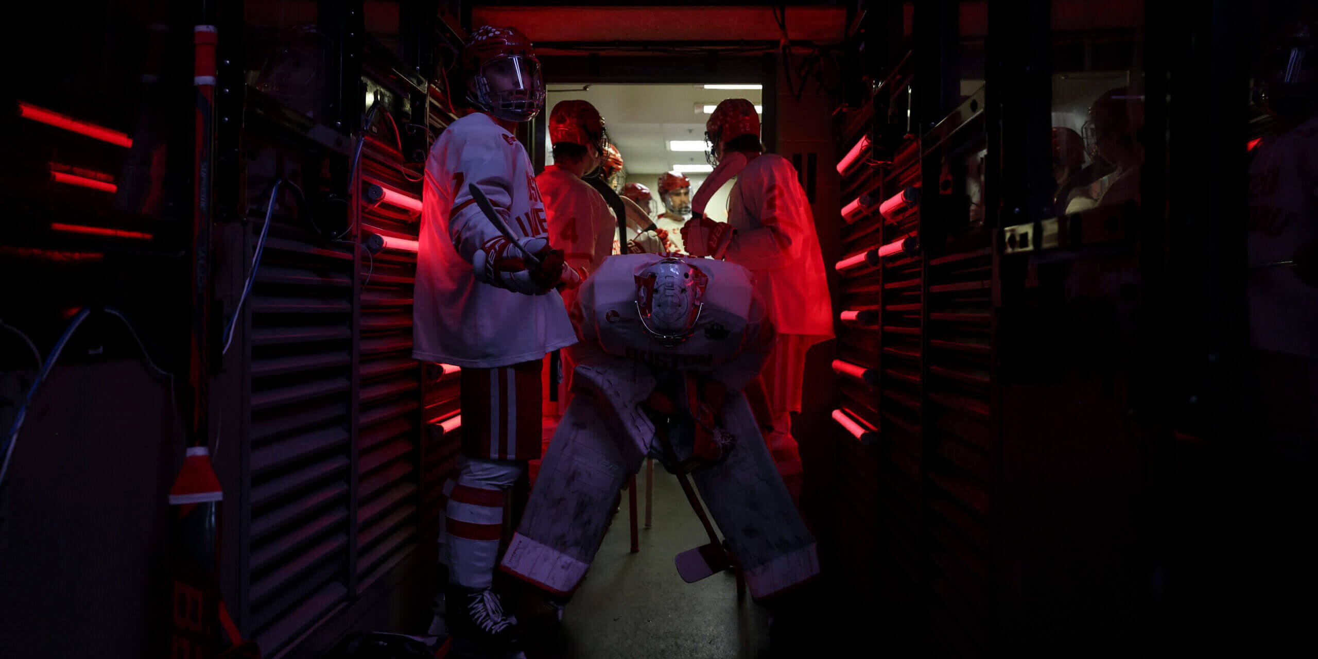  Inside Boston University’s Frozen Four week: Blue-chip stars, ‘dancing shoes’ and a program back to its roots 