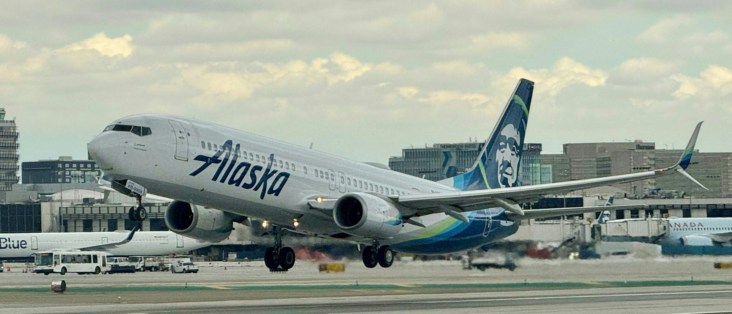  Alaska Airlines Passenger Pleads Guilty To Touching Woman On Plane To ‘Arouse His Sexual Desire,’ DOJ Says 