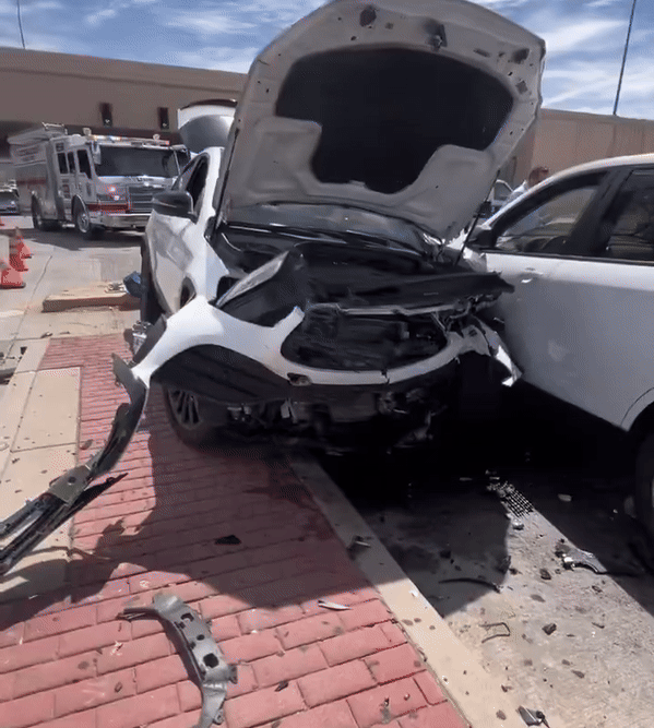  9 Treated for Injuries After 5-Vehicle Collision in Scottsdale 