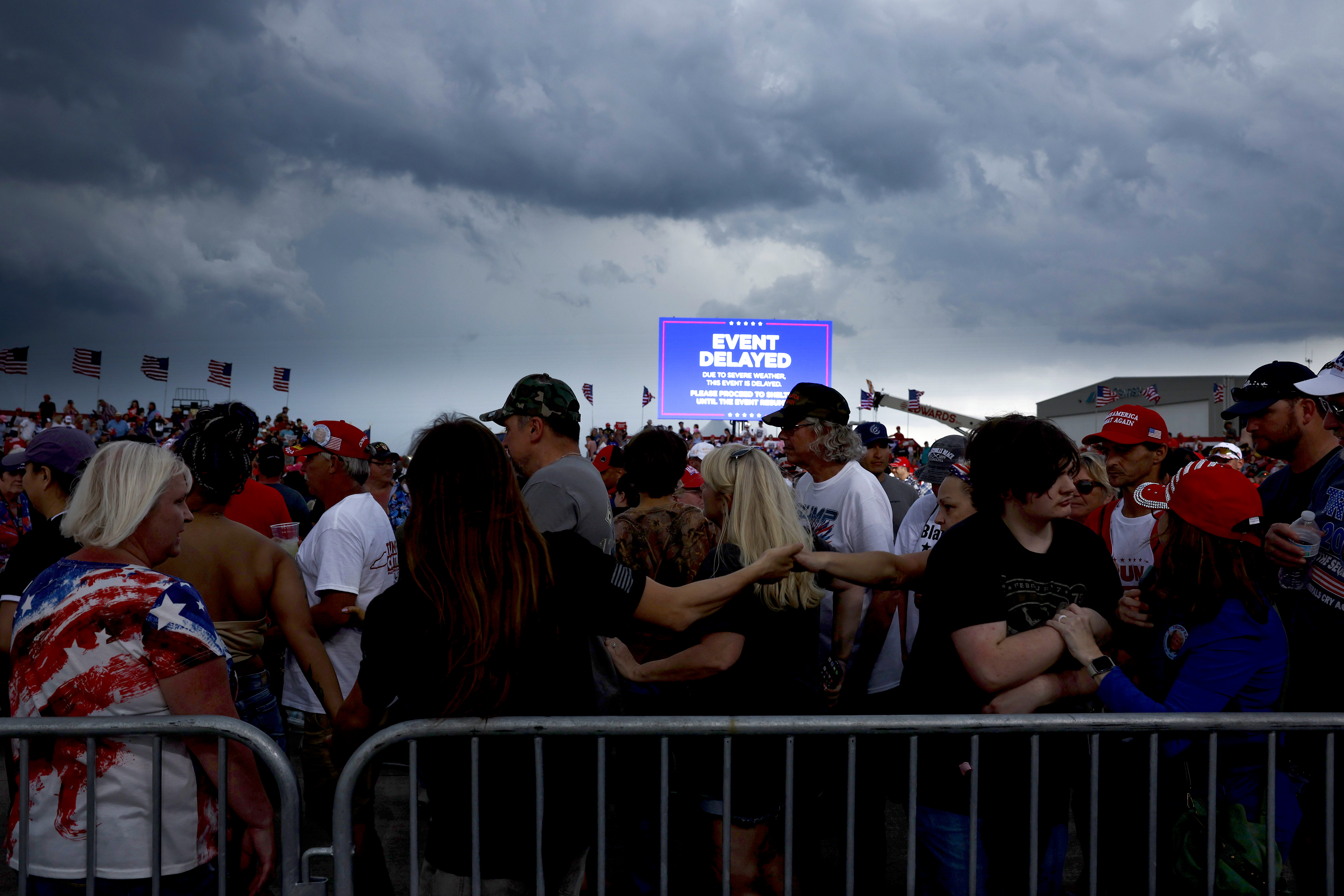  Trump Rally in North Carolina Called Off Due to Thunderstorm 