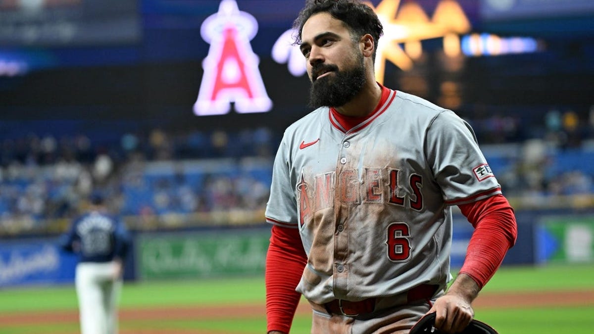  With Anthony Rendon ailing, Angels try to avoid being swept in Cincinnati 