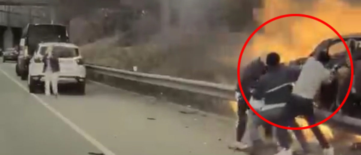  Video Shows Strangers Save Driver Stuck In Burning Car 