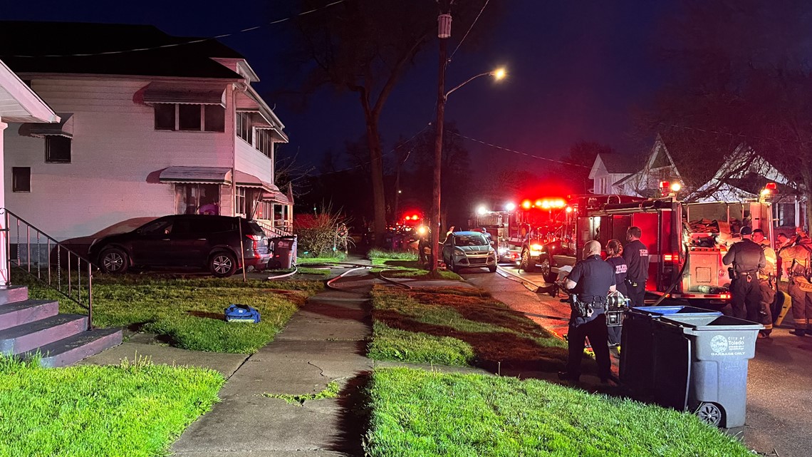  Residents of north Toledo duplex displaced by fire 