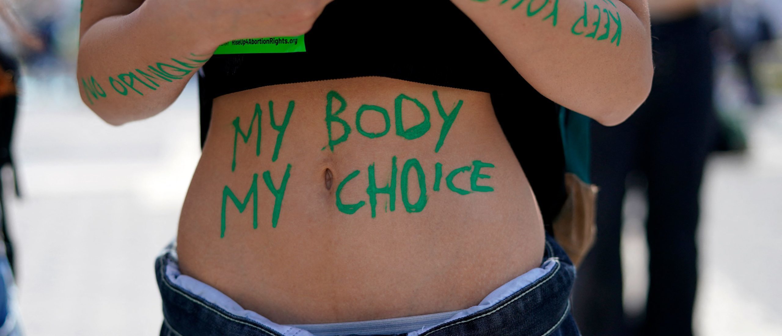  Arizona Lawmakers Pass Bill Repealing Near-Total Abortion Ban 