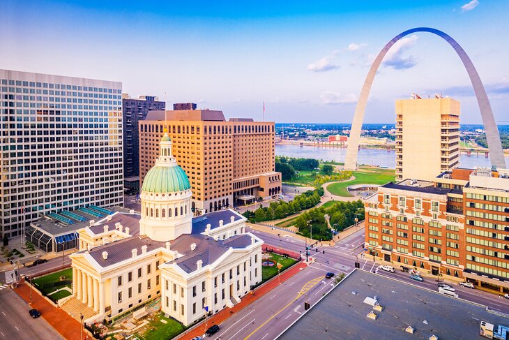  9 Best Things to Do in St. Louis May 2024 