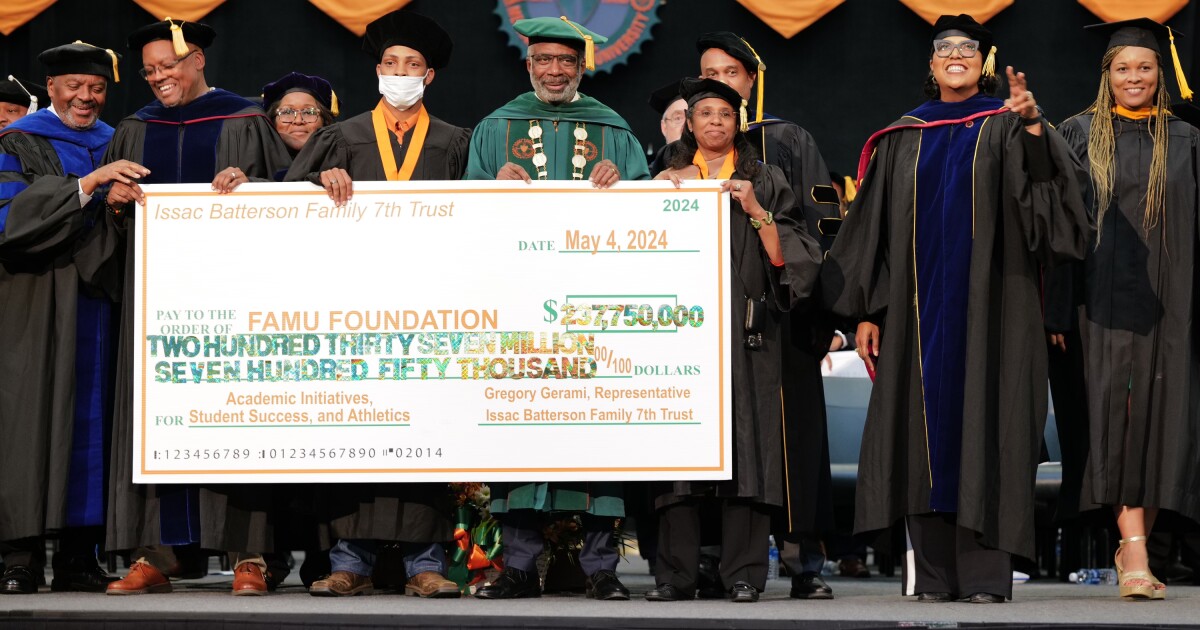  FAMU receives check for $237M at Saturday afternoon commencement ceremony 