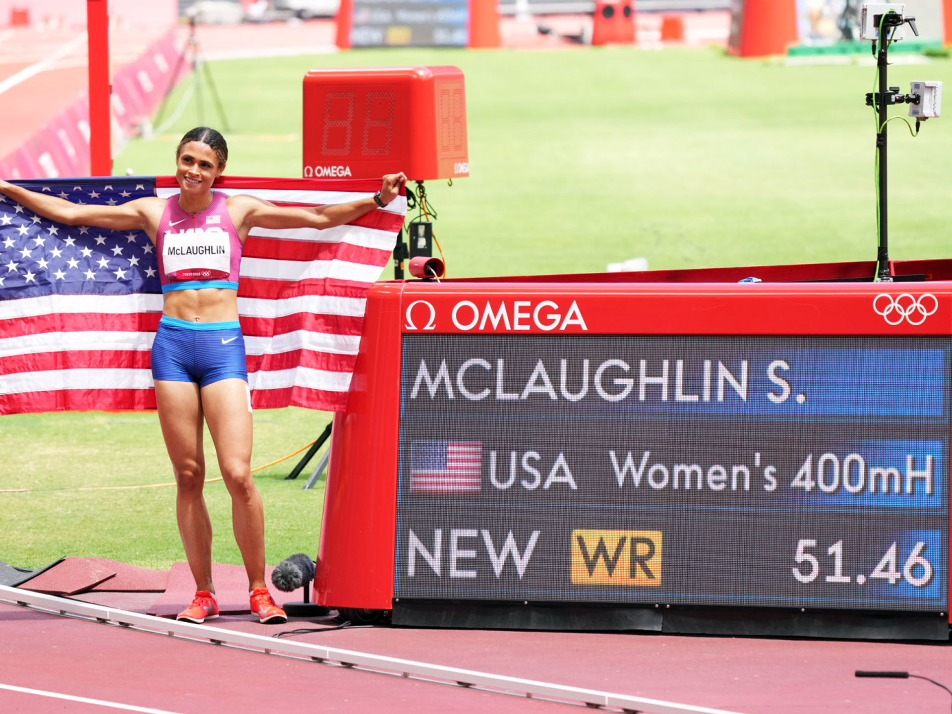  McLaughlin smashes world record, leads 1-2 U.S. finish in women’s 400m hurdles 