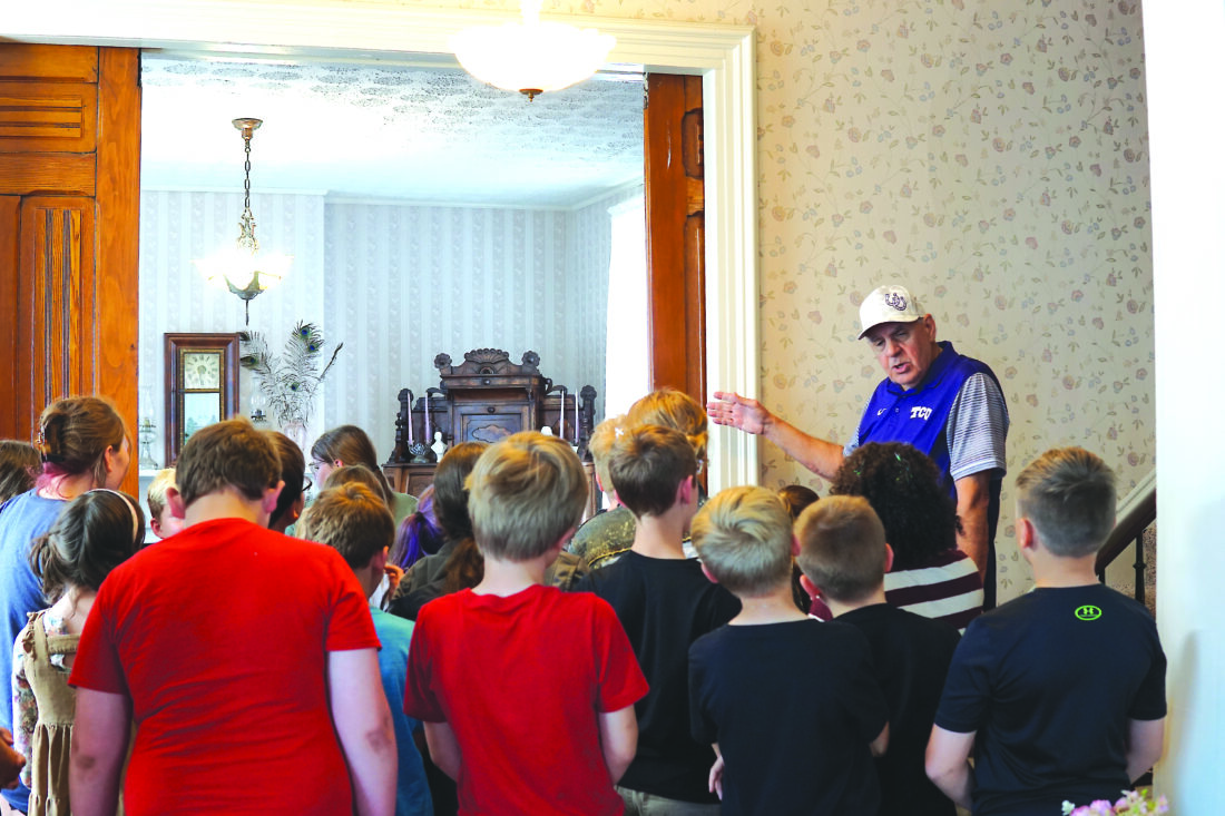  Elementary students take a tour through city’s history 