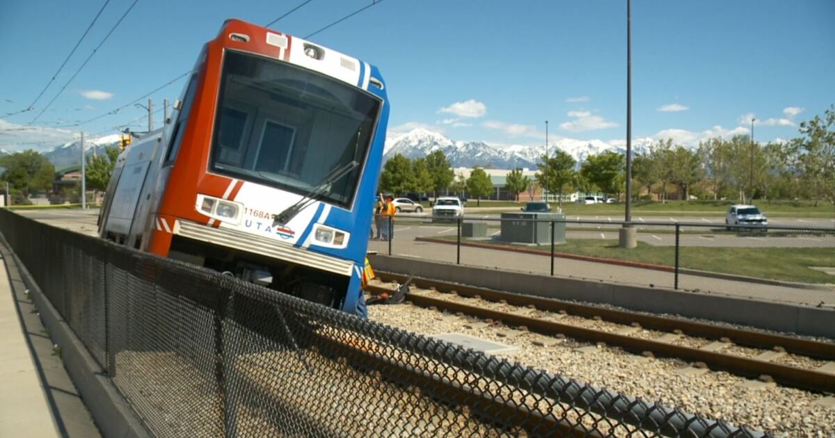  UTA service delayed after TRAX train gets derailed in West Valley City 