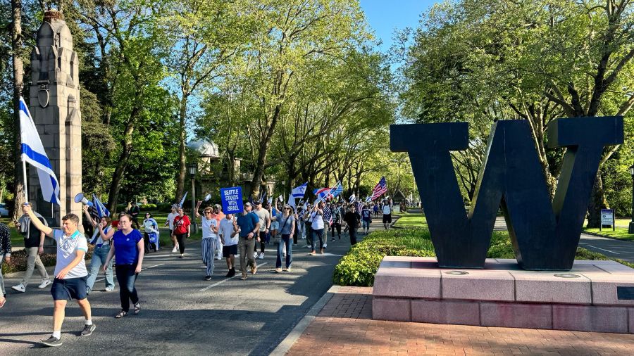  Pro-Israel march at UW comes face-to-face with liberated zone encampment on campus 