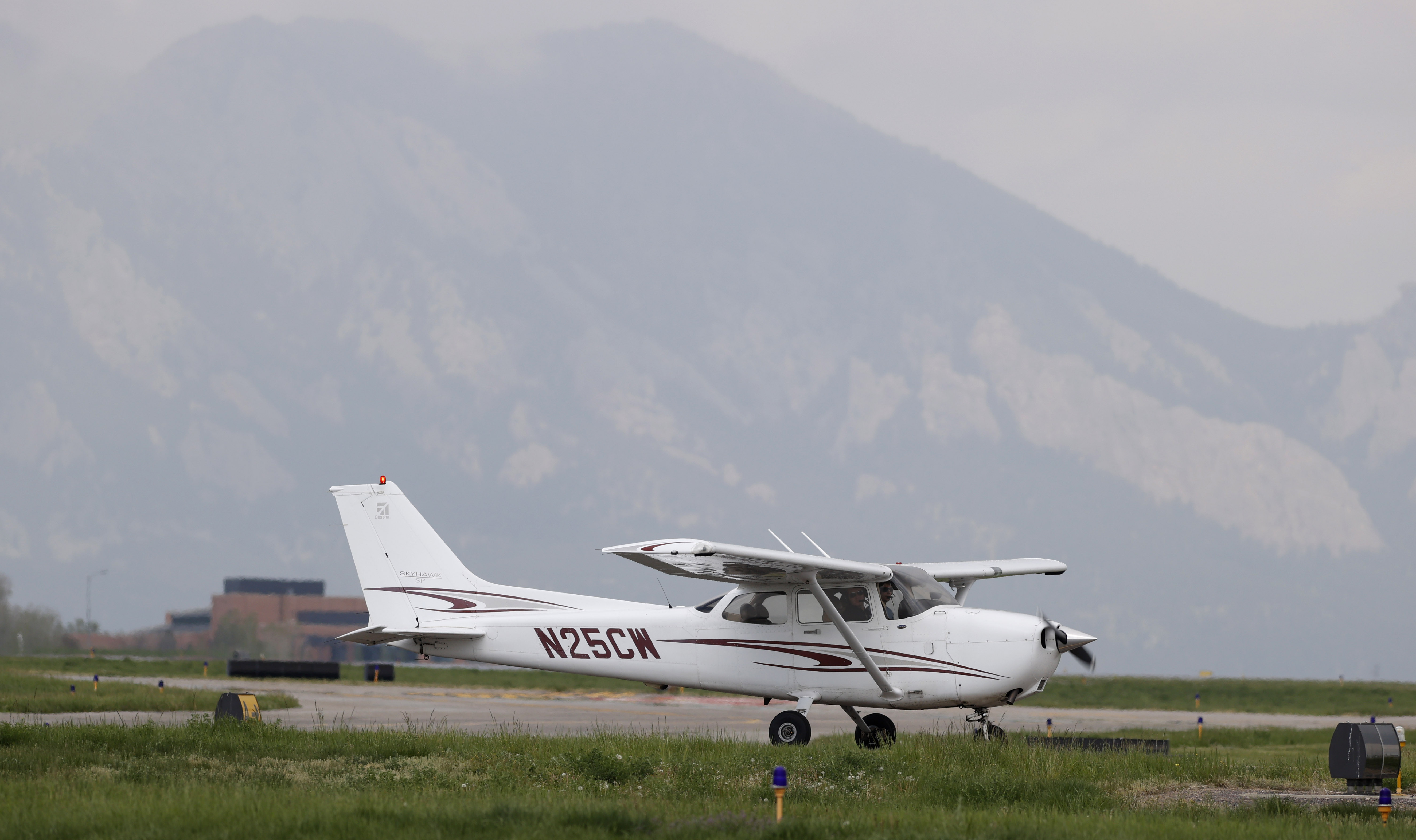  Colorado looks to get lead out of aviation fuel as a new study adds to potential health concerns 