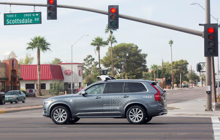  Arizona says not time to rein in self-driving cars after Uber fatality 