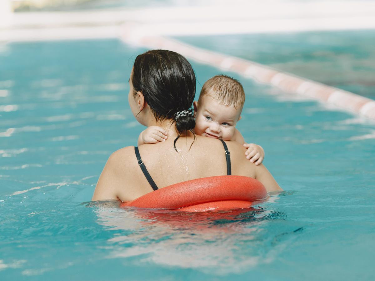  A Georgia water park changed its breastfeeding policy after a woman said staff barred her from nursing in a lazy river, sparking backlash 