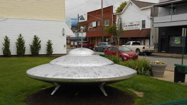   
																Mars Flying Saucer – Mars, Pennsylvania 
															 