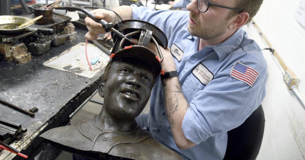  Jackie Robinson is rebuilt in bronze to replace Kansas park's stolen statue 
