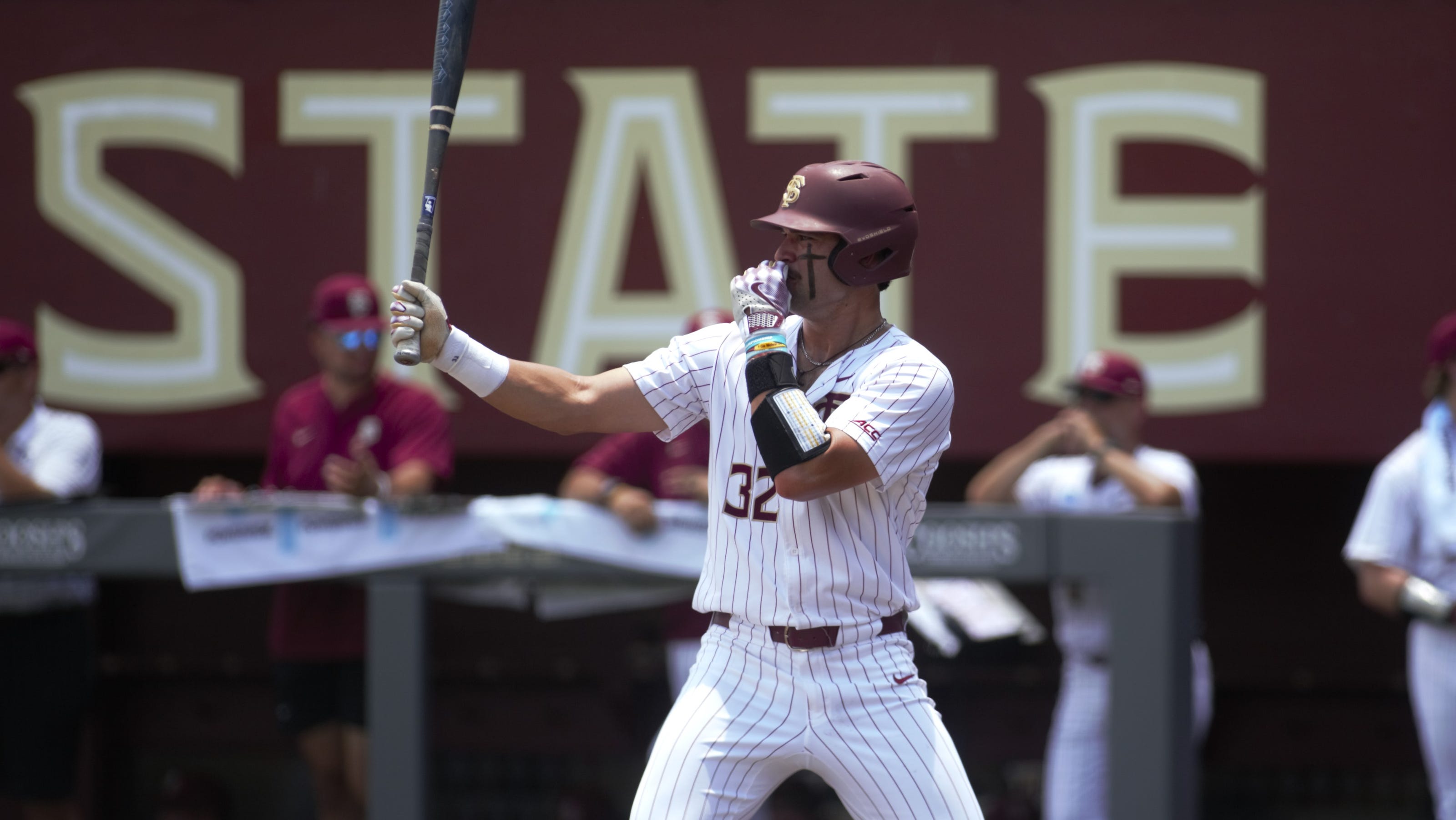   
																What channel is Florida State baseball vs UConn super regional Game 2 on today? Time, TV, streaming 
															 