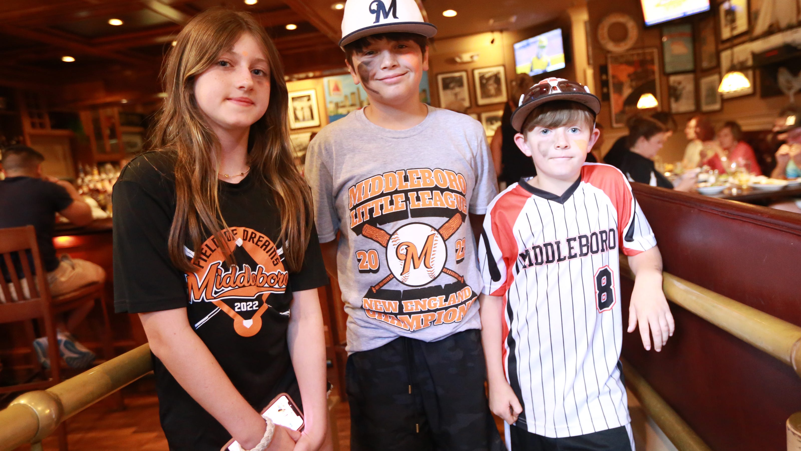  Fans watch (and wait) at Boston Tavern as Middleboro All Stars make it to World Series 