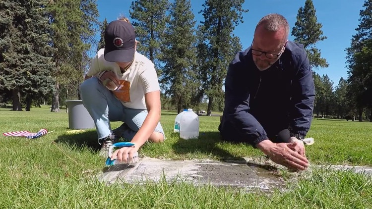  Long lost letter leads family to gravesite of World War II veteran in Spokane 