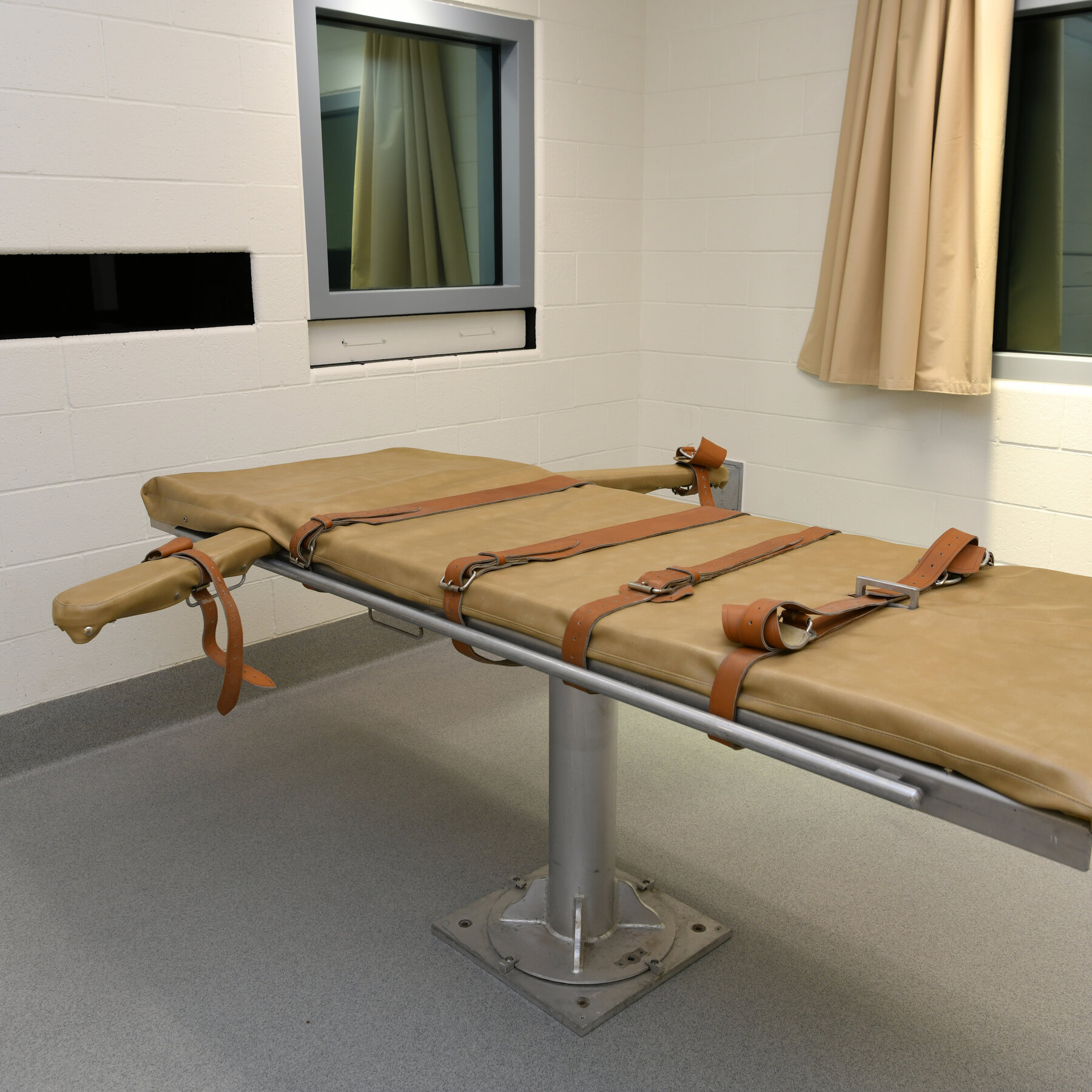  Utah Officials Backtrack on Untested Execution Drug 