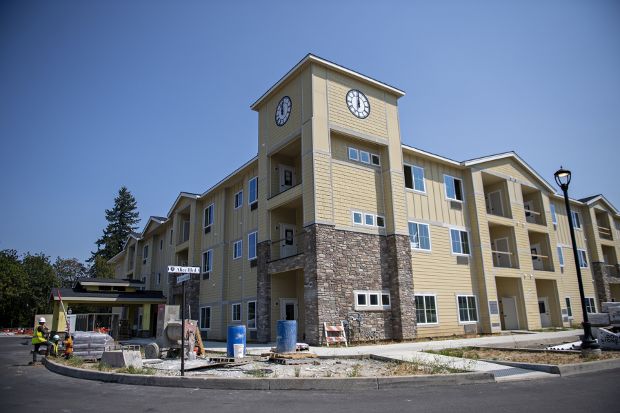   
																Senior living community, WSU Vancouver team up to benefit residents, students 
															 