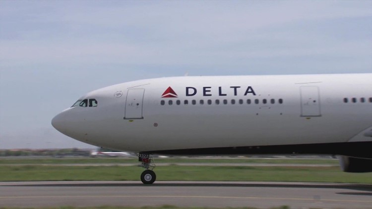  Chehalis woman sues Delta after receiving first, second-degree burns from in-flight coffee spill 