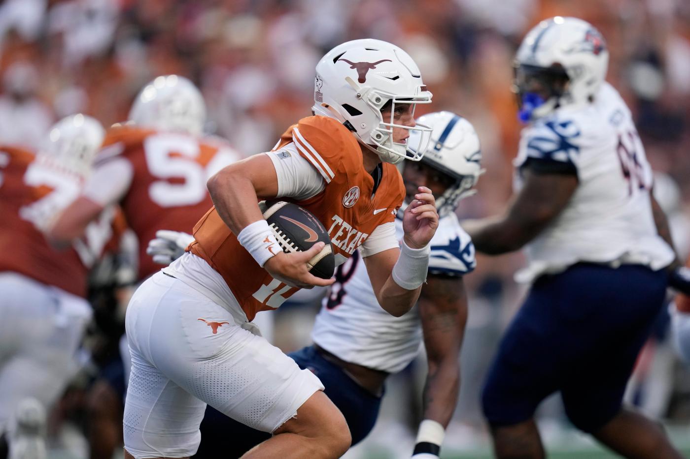  Arch Manning to get first start for No. 1 Texas as Ewers continues recovery from abdomen strain 