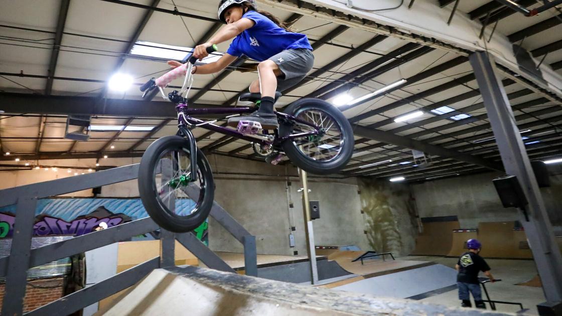  Tucson family shares love of BMX with local kids, teens 